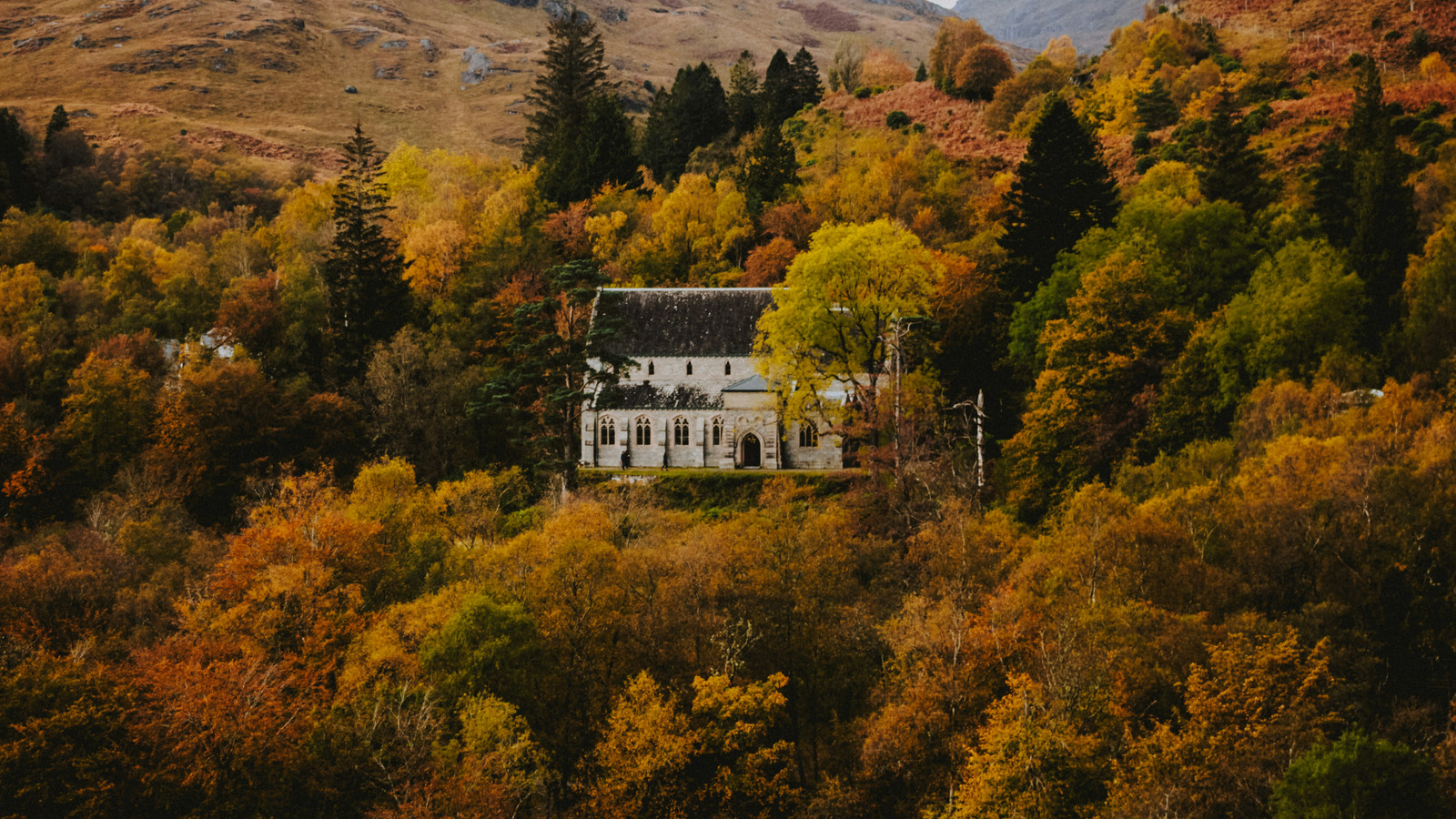 Are Lenders Blocking Your Below-Market-Value Deal? 6 Proven Solutions Every Property Investor Needs to Secure Valuation-Based Finance